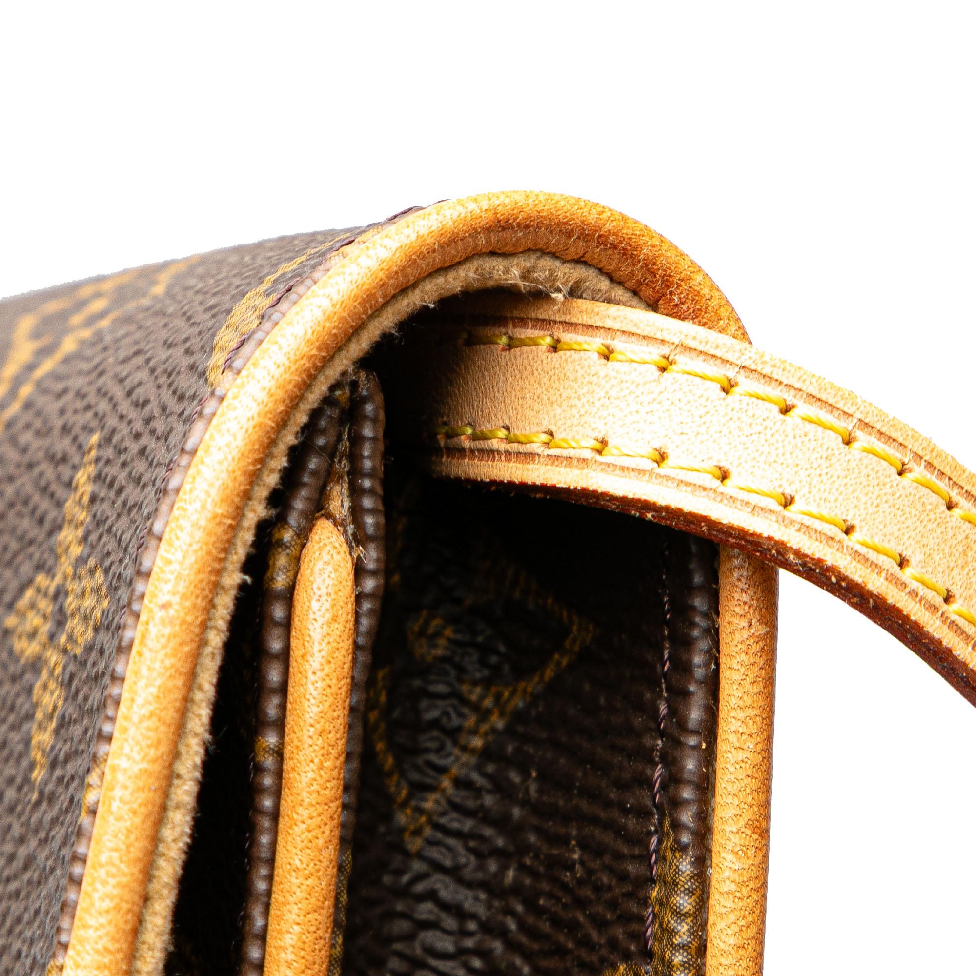 Louis Vuitton Monogram Pochette Twin GM