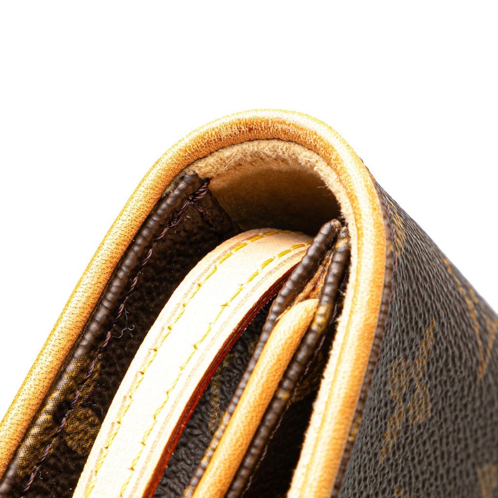 Louis Vuitton Monogram Pochette Twin GM