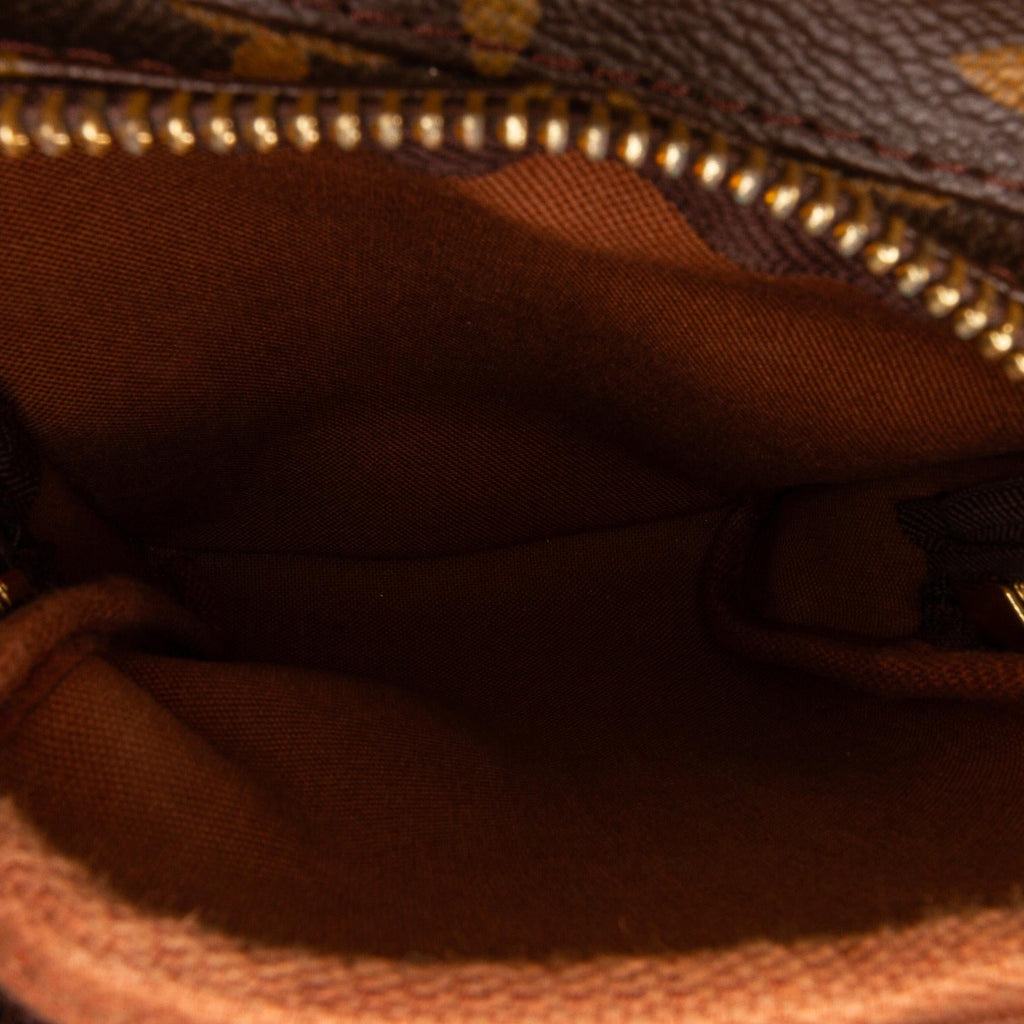 Louis Vuitton Monogram Sac A Dos Bosphore (SHG-agS22S)