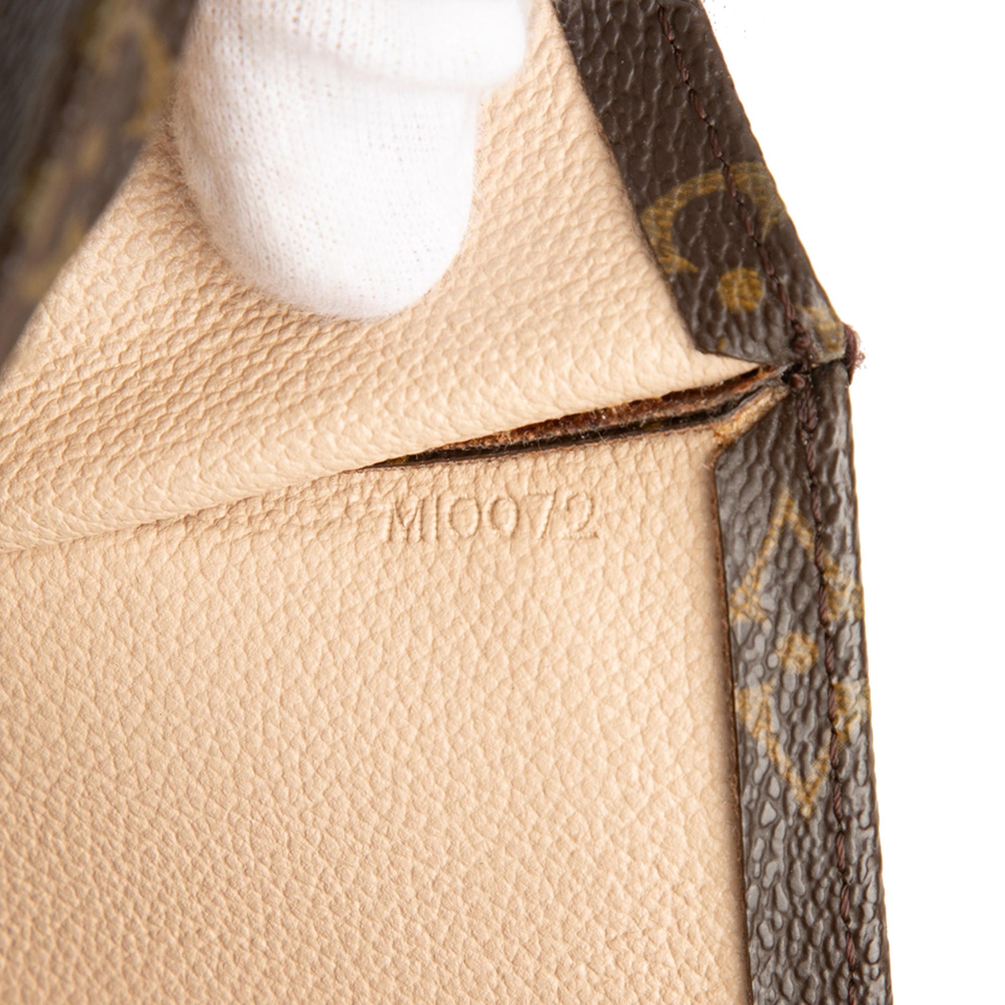 Louis Vuitton Monogram Sac Plat
