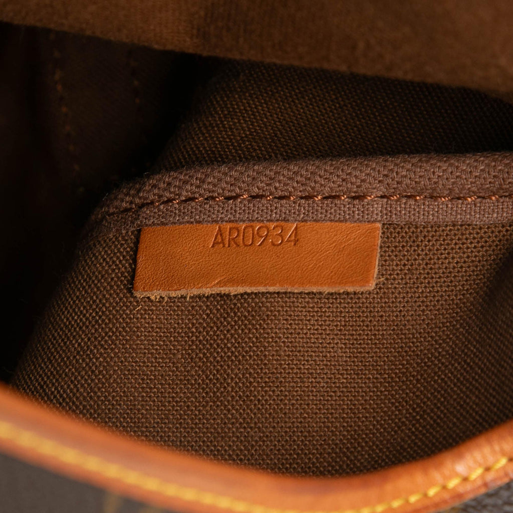 Louis Vuitton Monogram Saumur 30