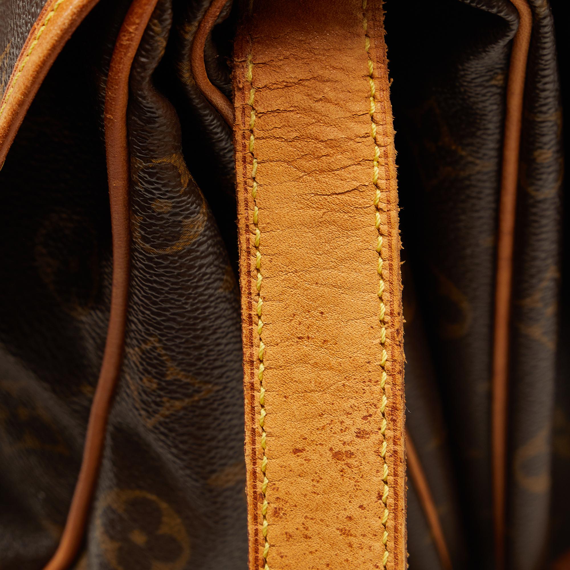 Louis Vuitton Monogram Saumur 35 (SHG-DXtvnY)