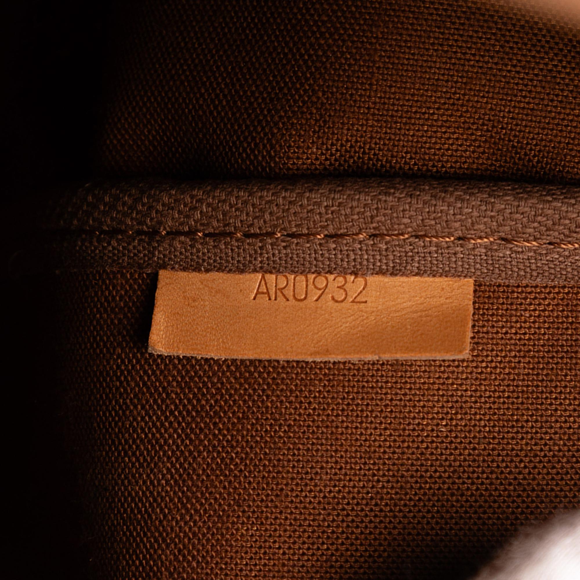 Louis Vuitton Monogram Saumur 35