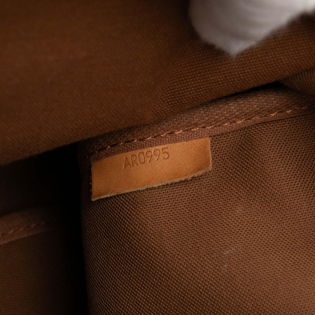Louis Vuitton Monogram Saumur 35