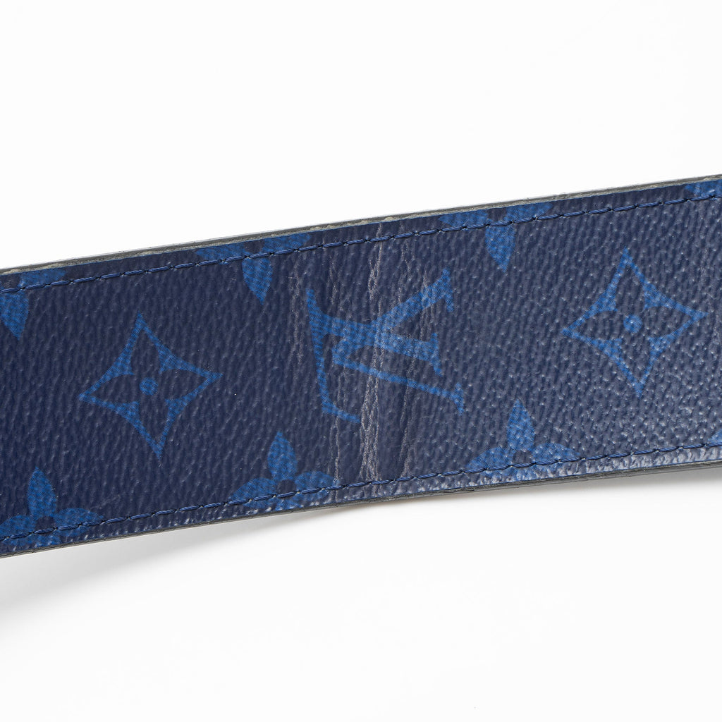 Louis Vuitton Monogram Taiga Leather Outdoor Messenger