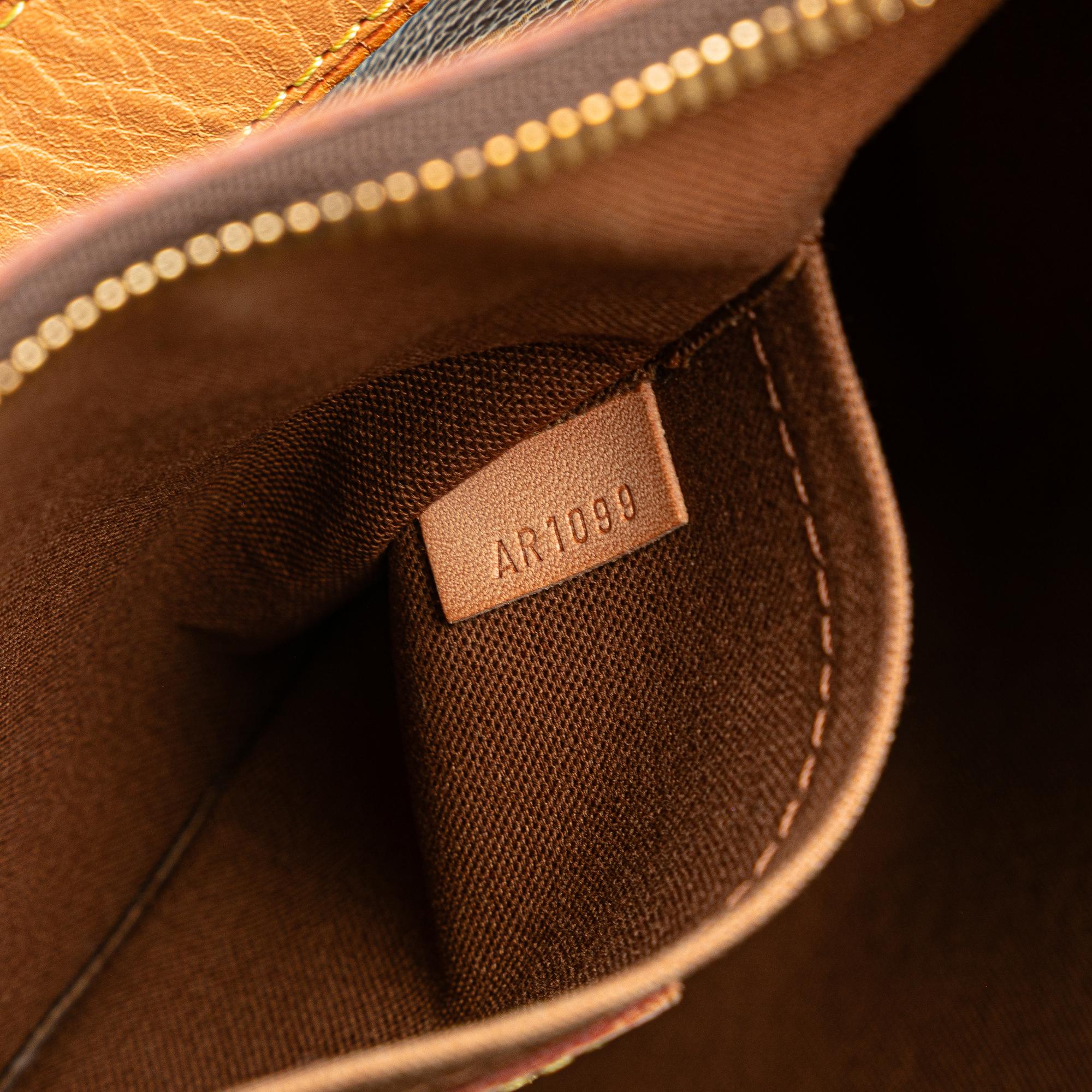 Louis Vuitton Monogram Thames GM