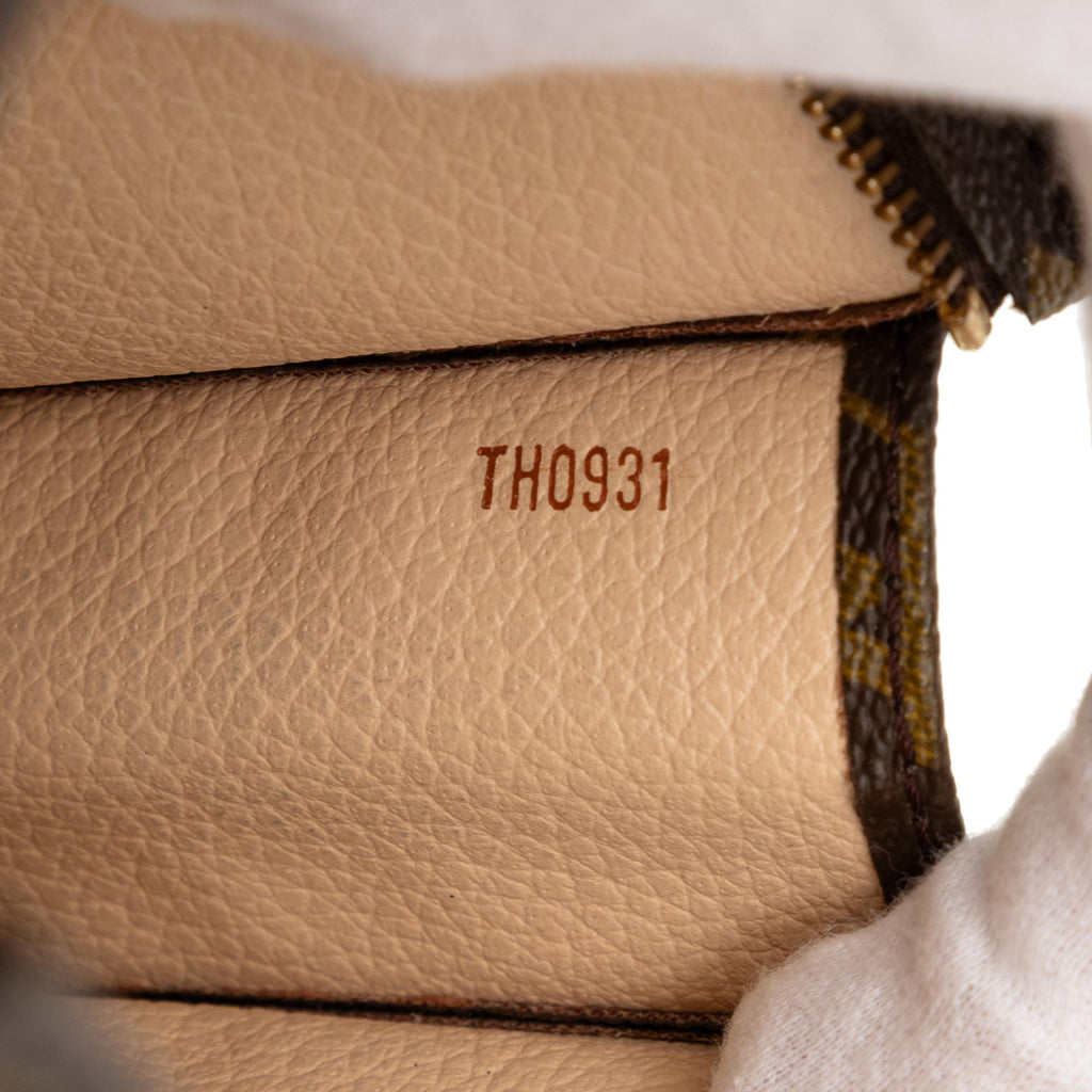 Louis Vuitton Monogram Toiletry Pouch 19