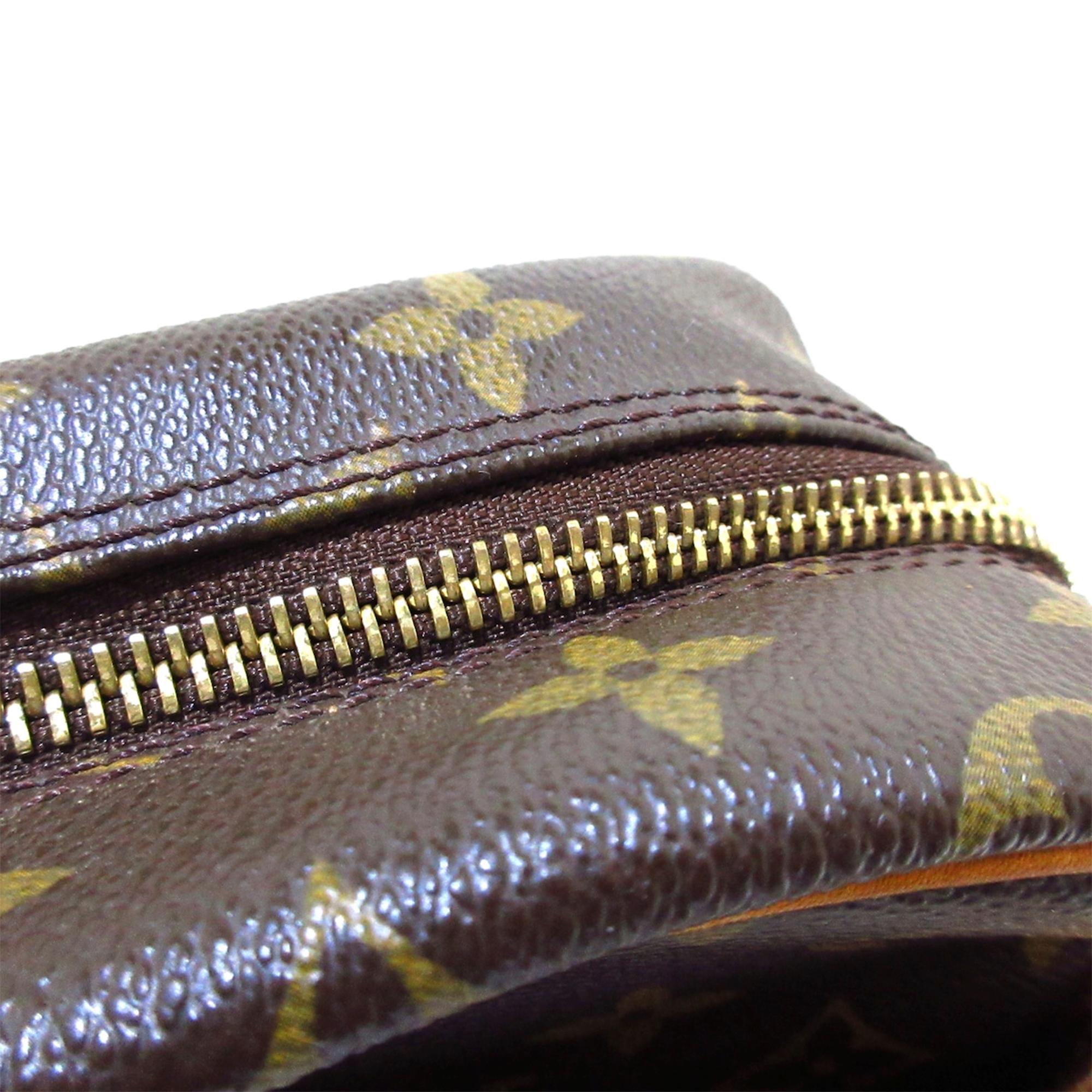 Louis Vuitton Monogram Trocadero 30 (SHG-31794)