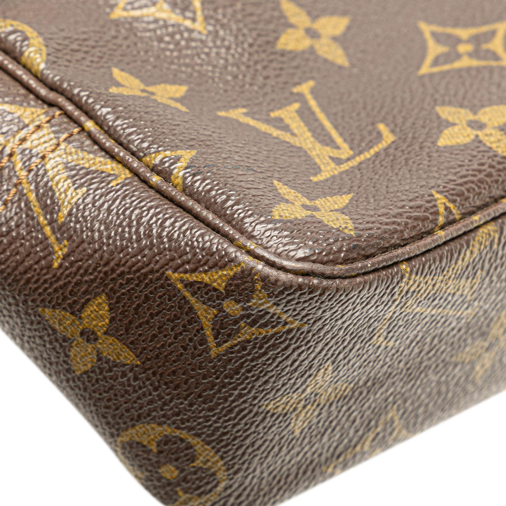 Louis Vuitton Monogram Trousse Toilette 23