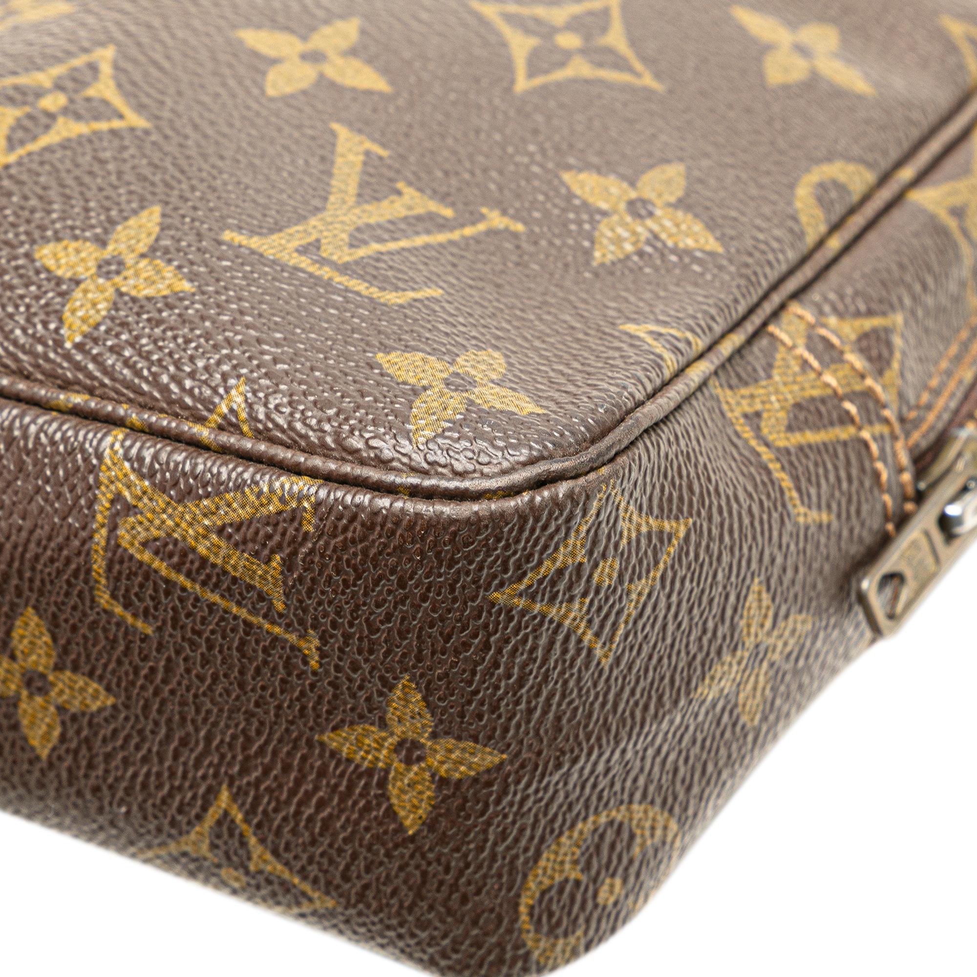 Louis Vuitton Monogram Trousse Toilette 23