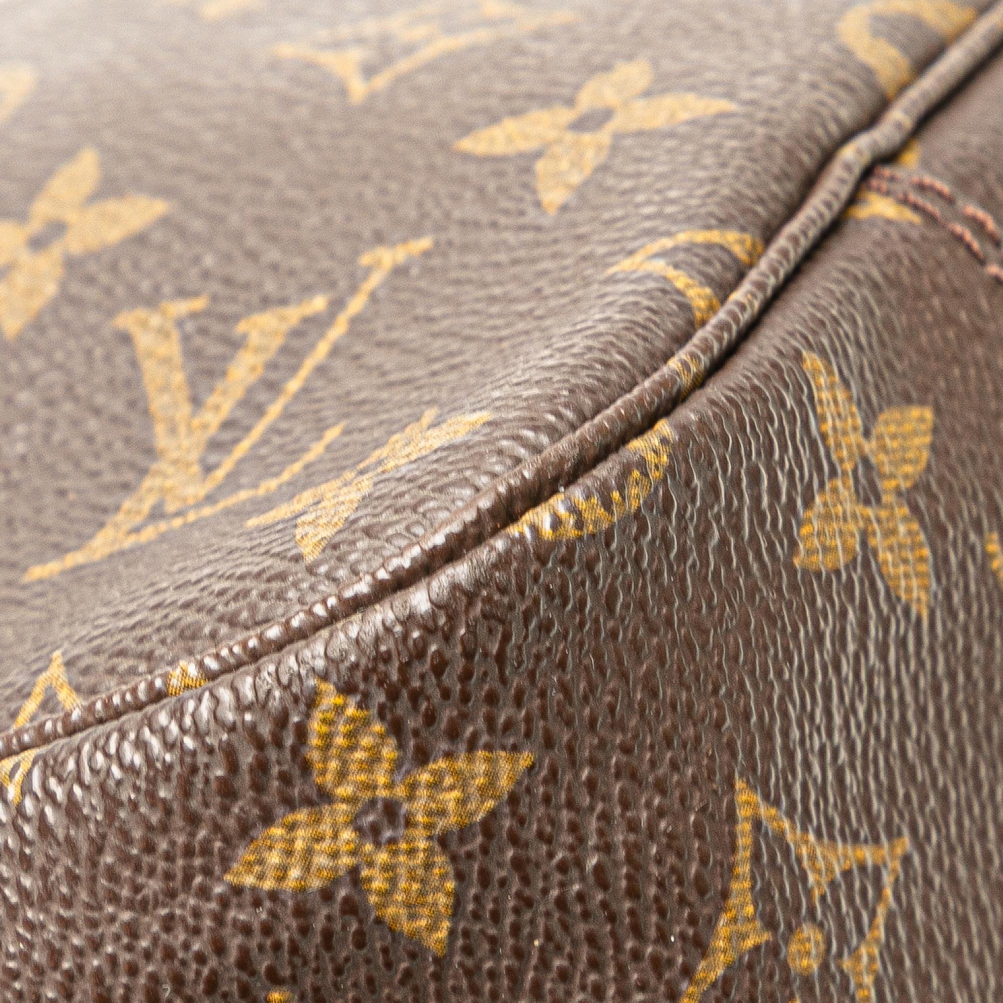 Louis Vuitton Monogram Trousse Toilette 23