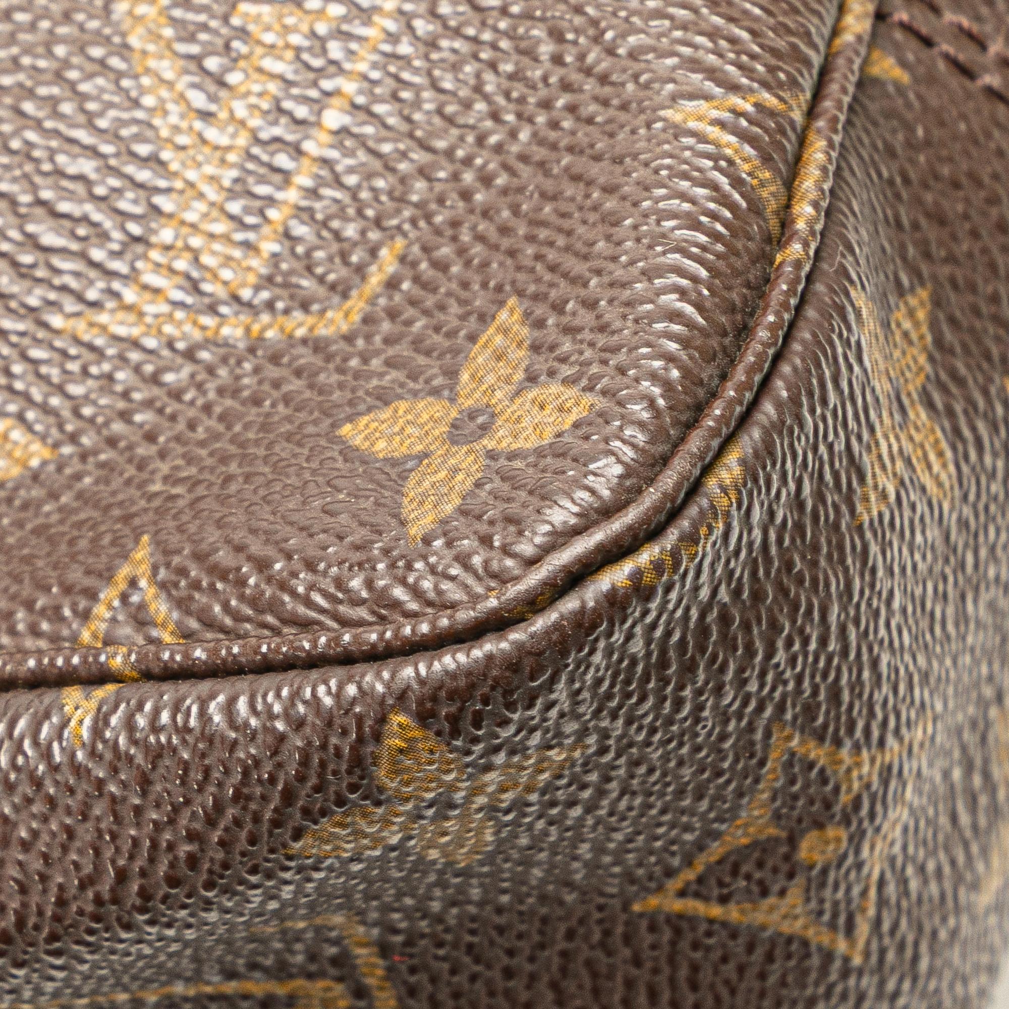 Louis Vuitton Monogram Trousse Toilette 23