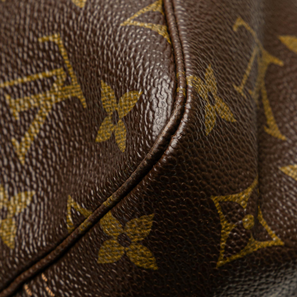 Louis Vuitton Monogram Trousse Toilette 23