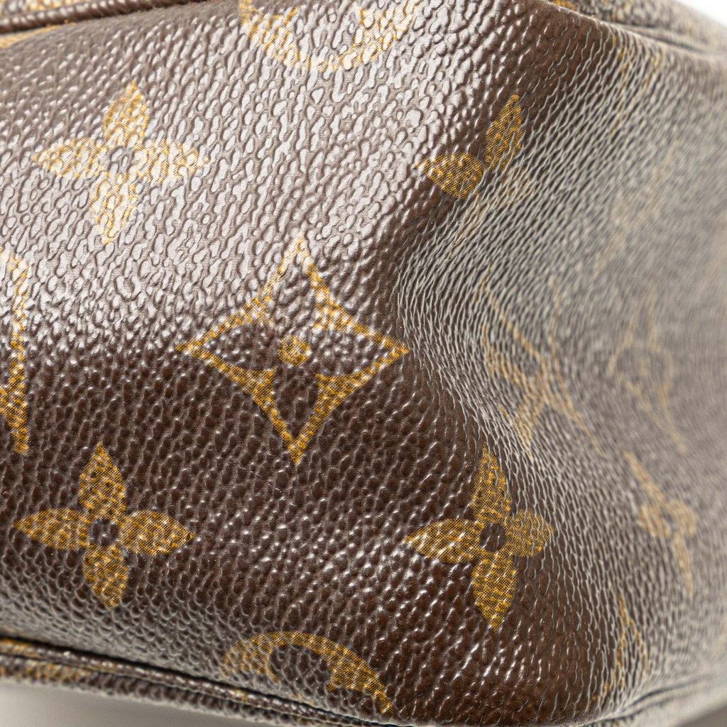 Louis Vuitton Monogram Trousse Toilette 28