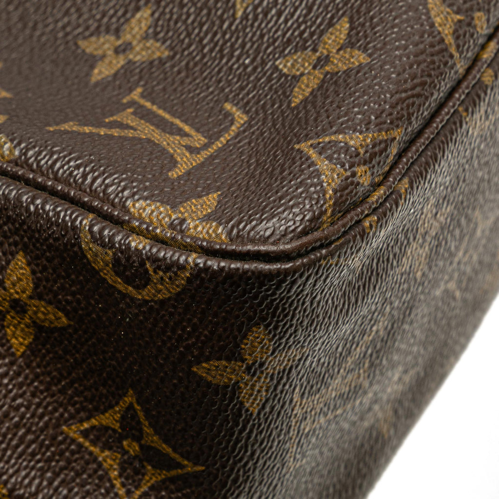 Louis Vuitton Monogram Trousse Toilette 28
