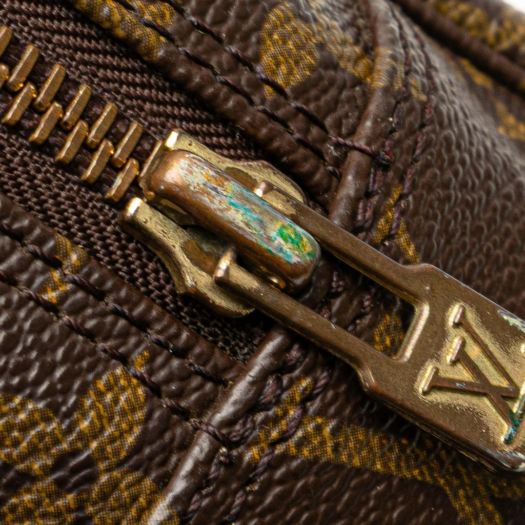 Louis Vuitton Monogram Trousse Toilette 28