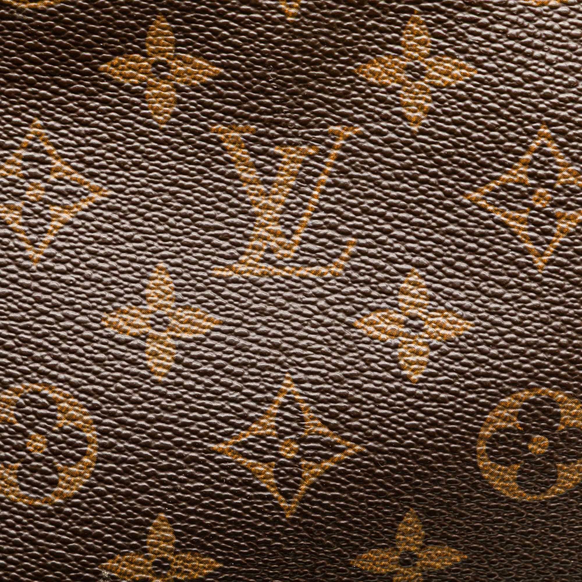 Louis Vuitton Monogram Trousse Toilette 28