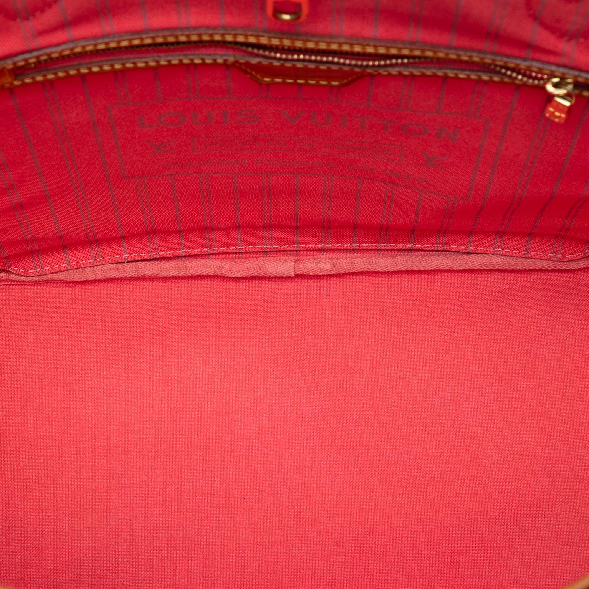Louis Vuitton Monogram V Neverfull MM