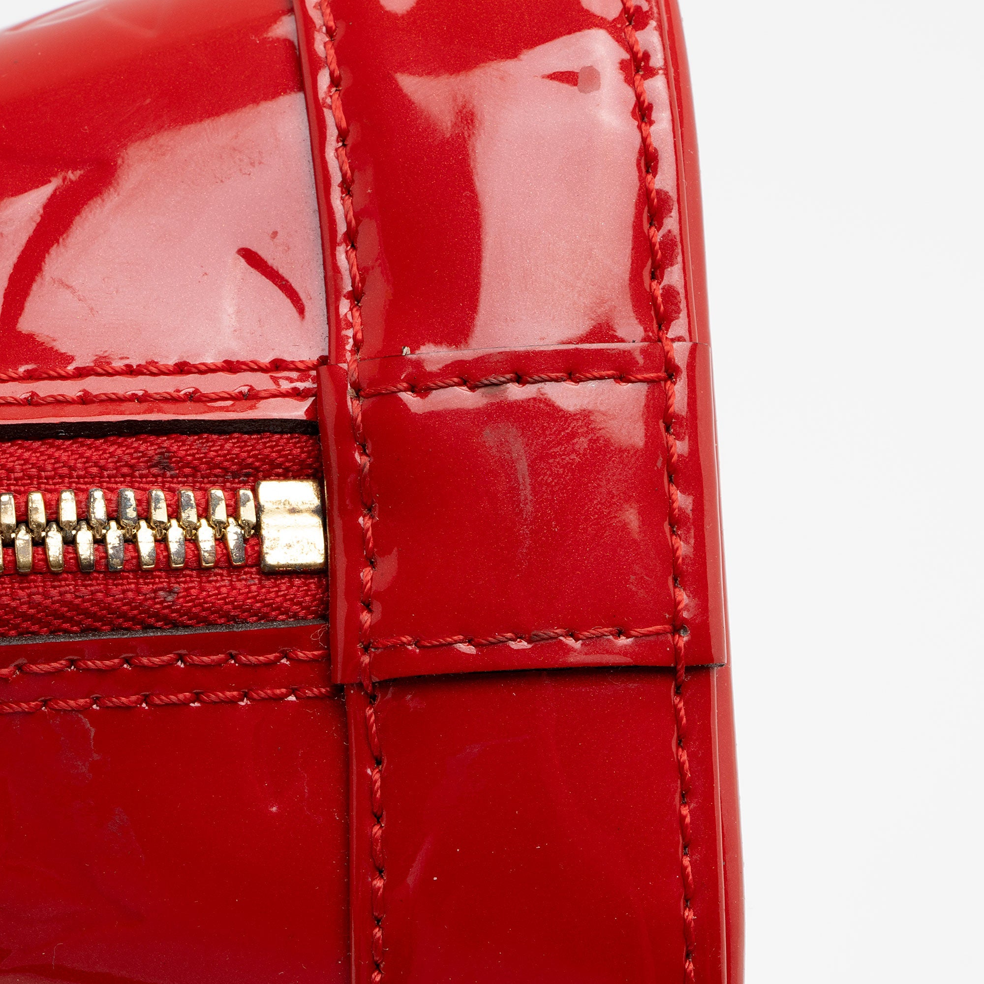 Louis Vuitton Monogram Vernis Alma BB Satchel (SHF-Rw84C7)