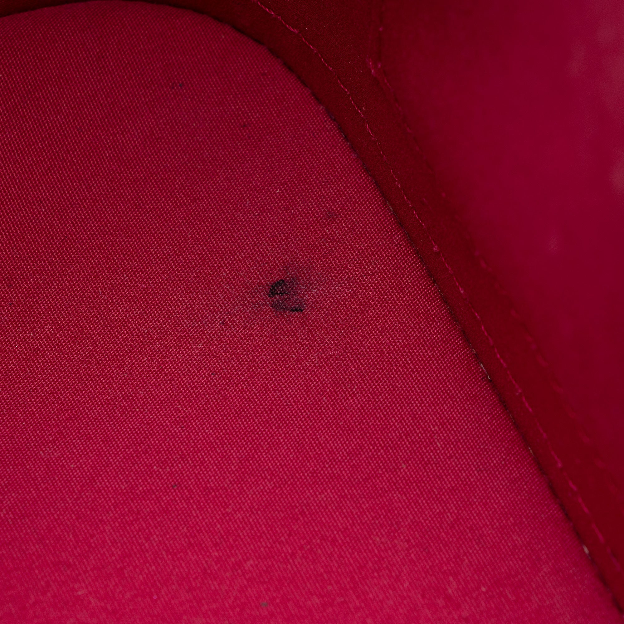 Louis Vuitton Monogram Vernis Alma PM Satchel (SHF-G4aK2V)