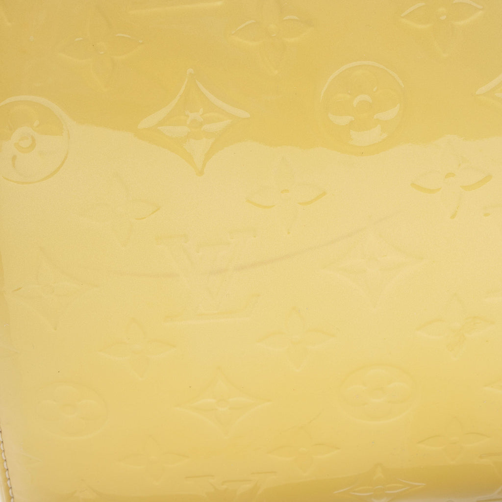 Louis Vuitton Monogram Vernis Brea GM Satchel (SHF-hFH4i6)