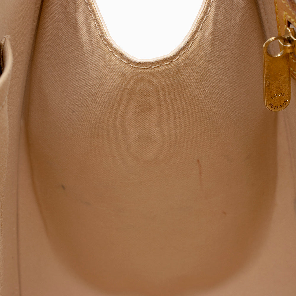 Louis Vuitton Monogram Vernis Brea MM Satchel (SHF-21419)