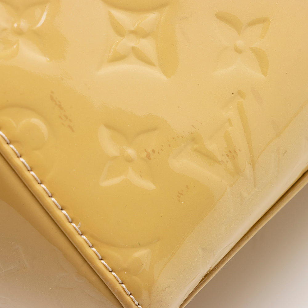 Louis Vuitton Monogram Vernis Brea MM Satchel (SHF-21419)