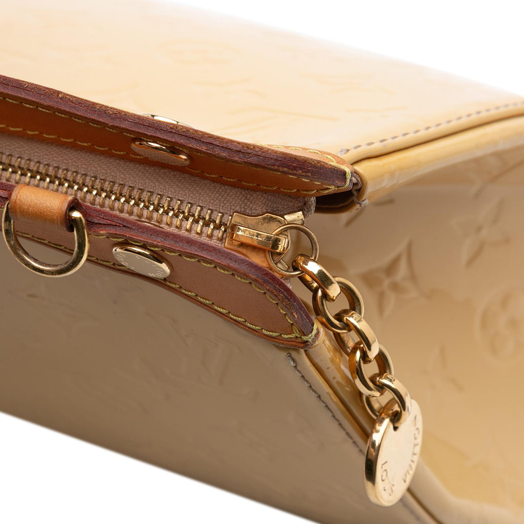 Louis Vuitton Monogram Vernis Brea MM