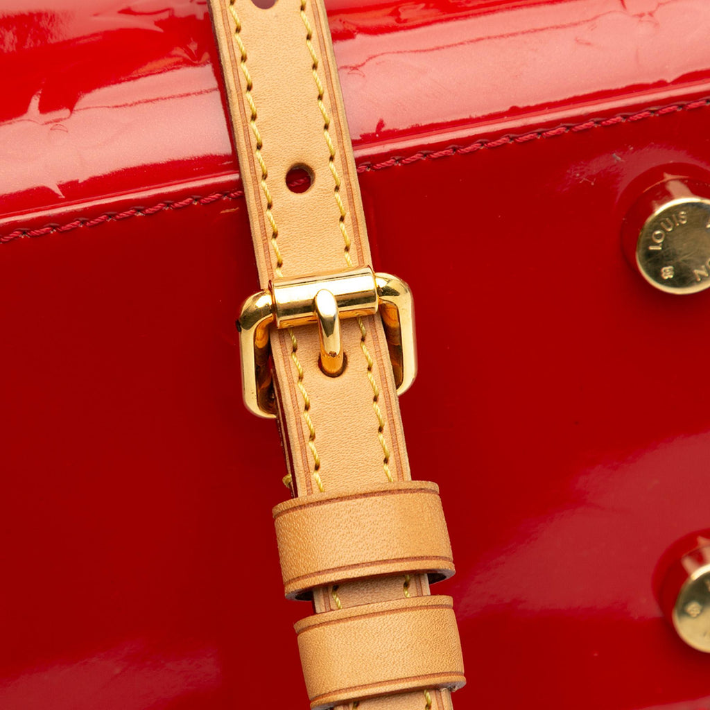 Louis Vuitton Monogram Vernis Brea MM