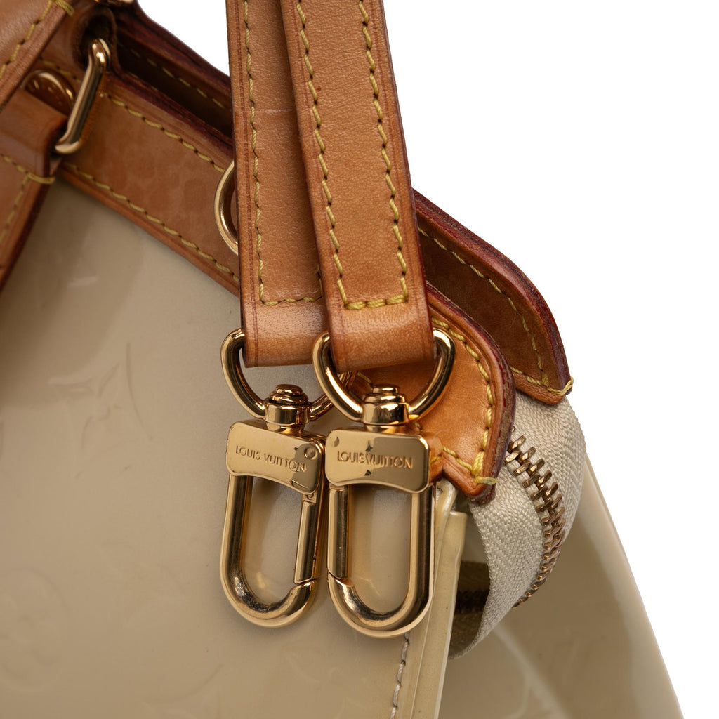 Louis Vuitton Monogram Vernis Brea MM