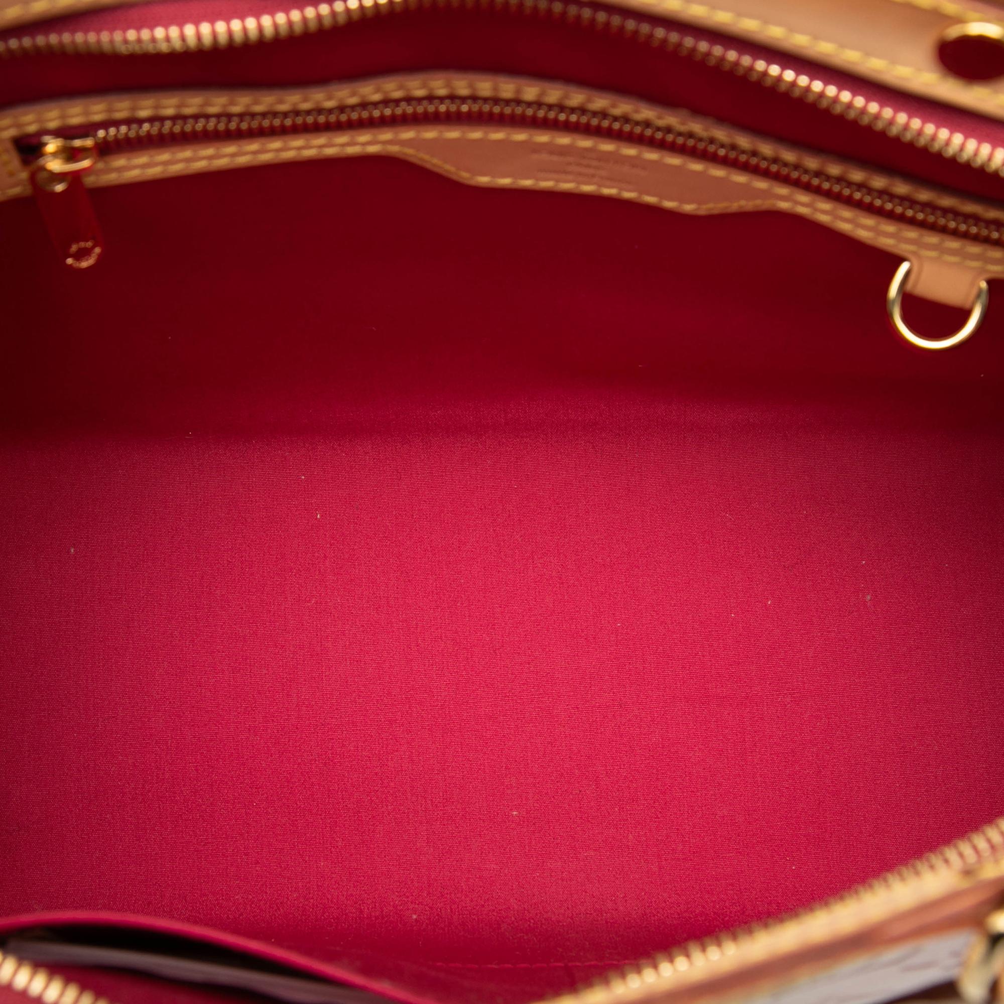 Louis Vuitton Monogram Vernis Brea MM