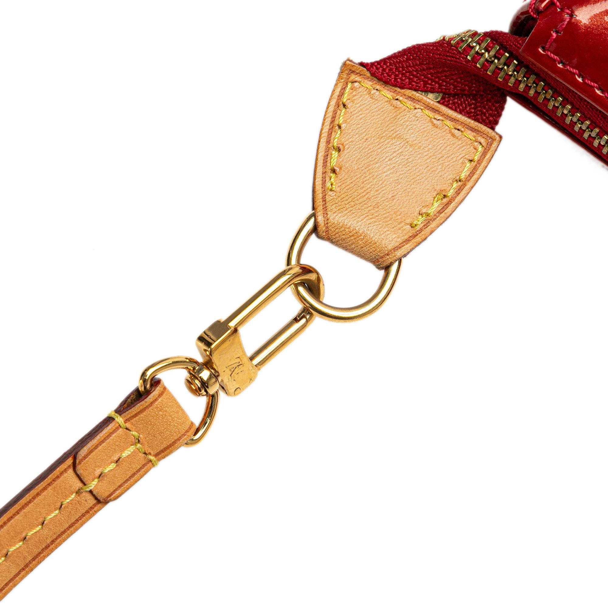 Louis Vuitton Monogram Vernis Pochette Accessoires