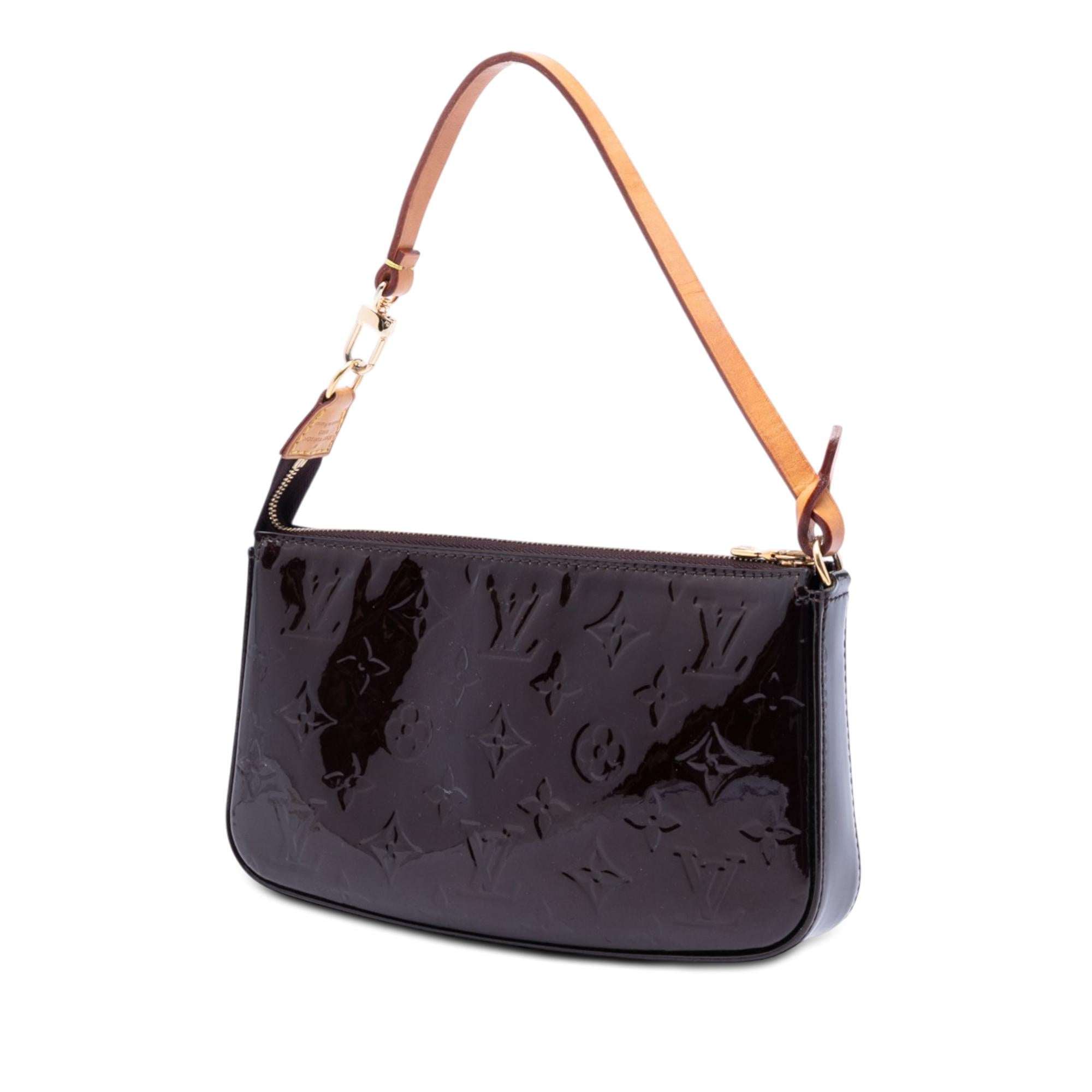 Louis Vuitton Monogram Vernis Pochette Accessoires