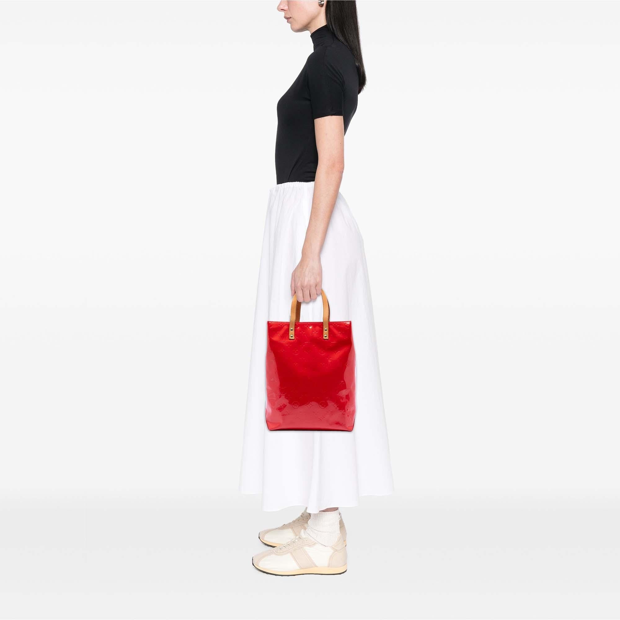 Louis Vuitton Monogram Vernis Reade MM