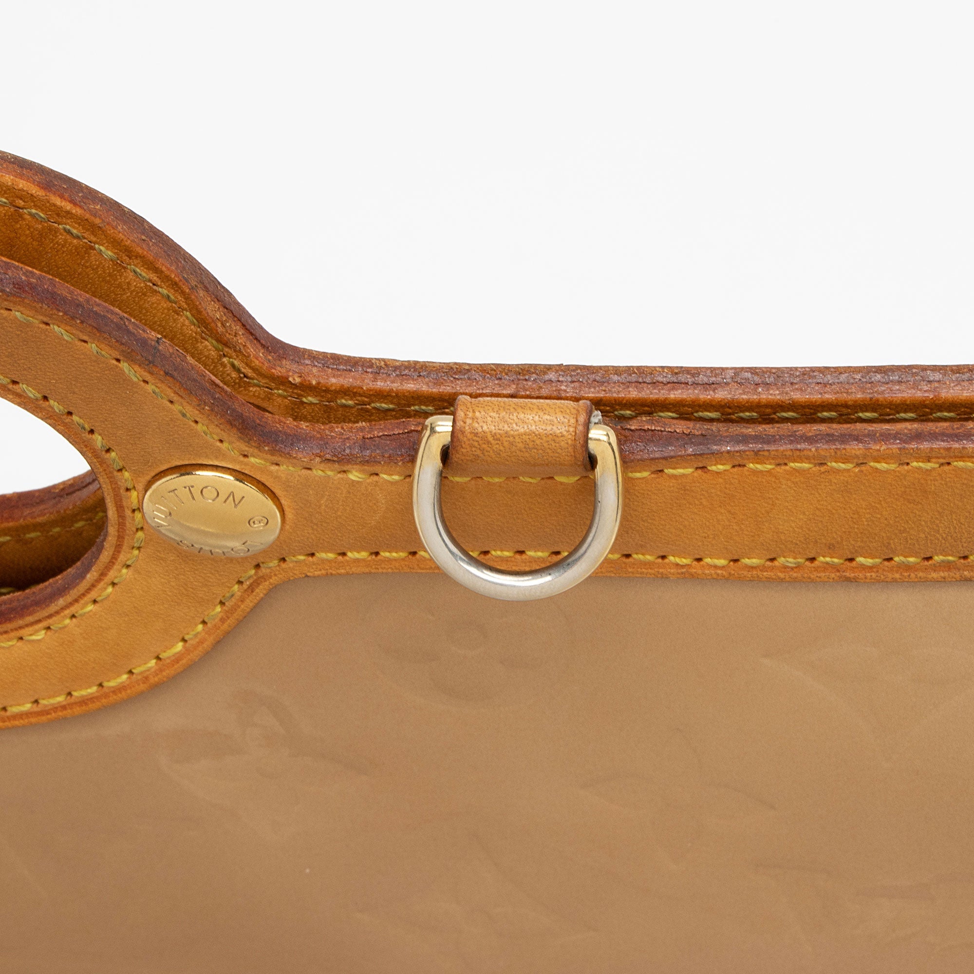 Louis Vuitton Monogram Vernis Roxbury Drive Clutch (SHF-KaFdPJ)