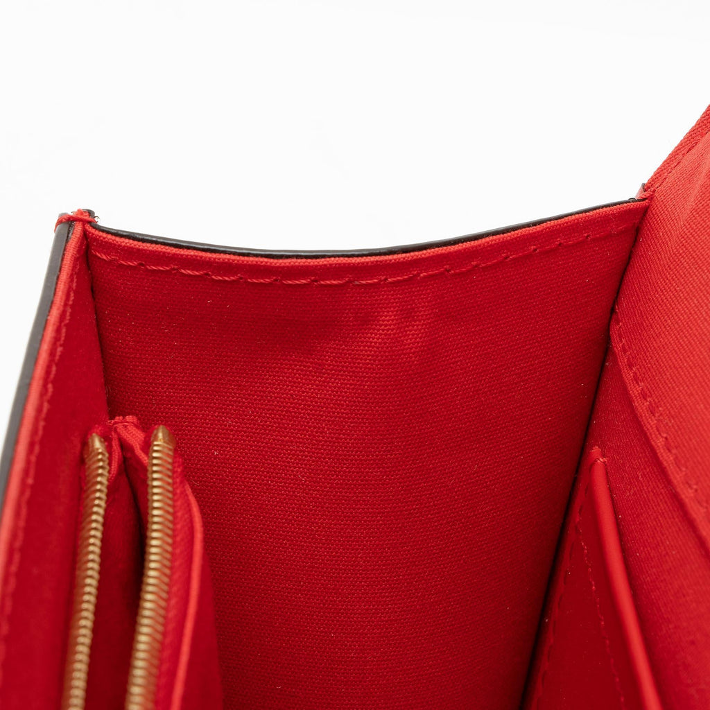 Louis Vuitton Patent Leather Louise Clutch (SHF-5GHpKI)