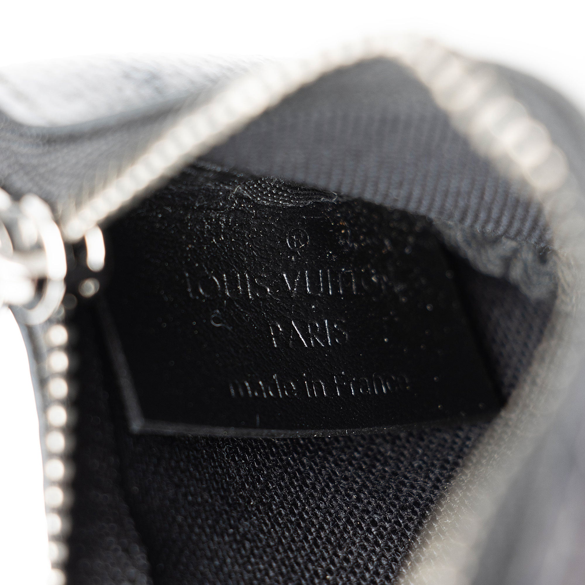 Louis Vuitton Reverse Monogram Eclipse Trio Messenger (SHF-JPkZwY)