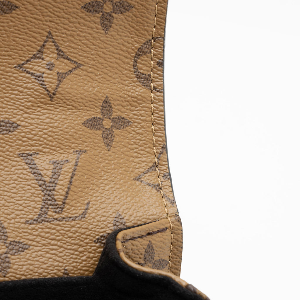 Louis Vuitton Reverse Monogram Pochette Metis Shoulder Bag (SHF-TeLbmc)