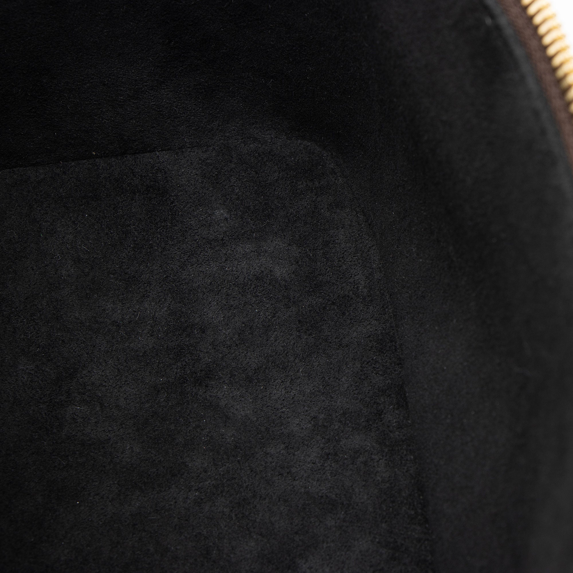 Louis Vuitton Reverse Monogram Vanity PM Shoulder Bag (SHF-ytXczE)