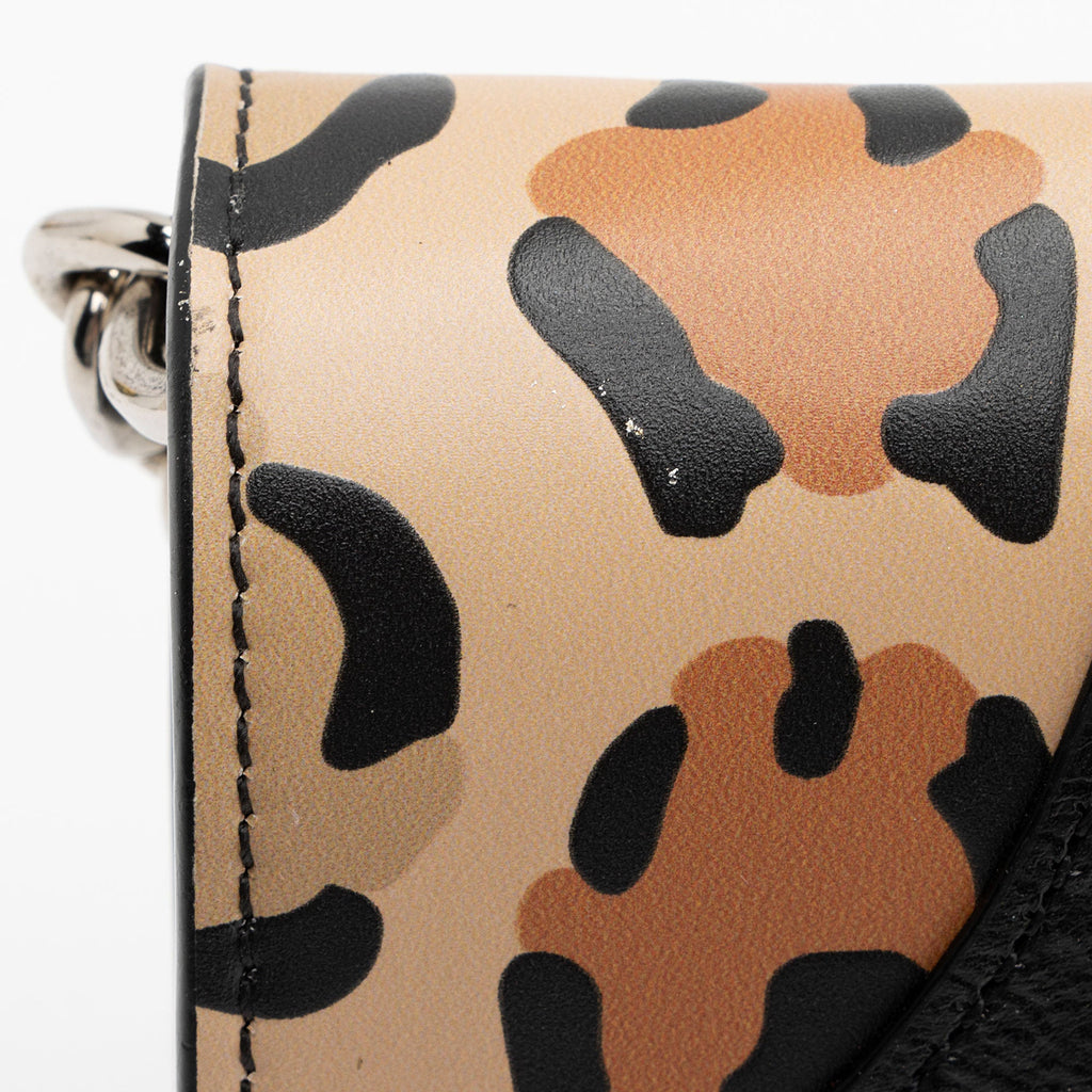 Louis Vuitton Suede Calfskin Wild Leopard Print Twist Chain Wallet (SHF-640zA2)