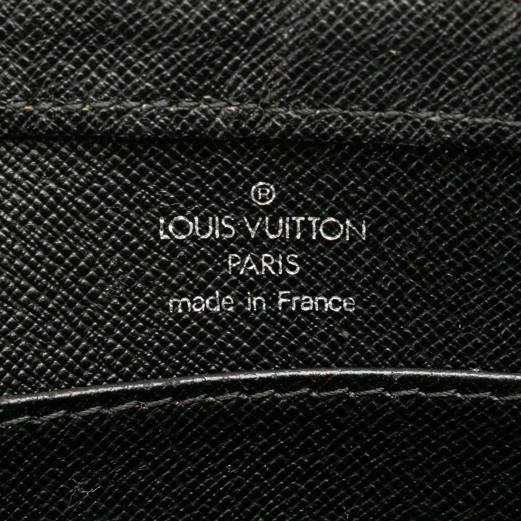 Louis Vuitton Taiga Baikal