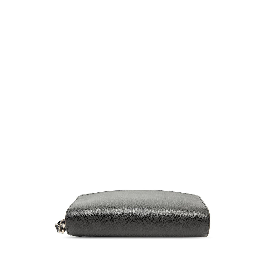 Louis Vuitton Taiga Baikal