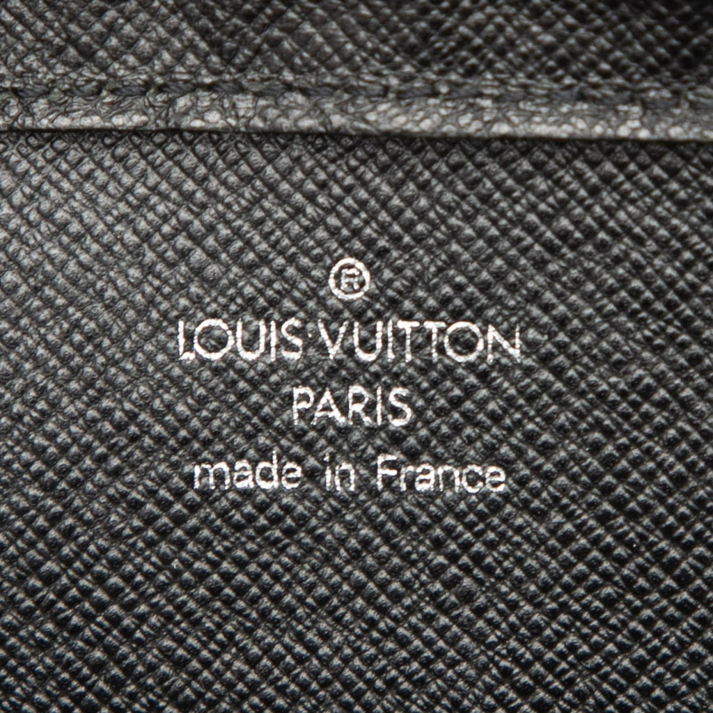 Louis Vuitton Taiga Baikal