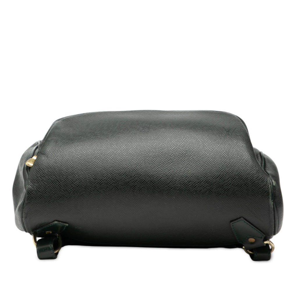 Louis Vuitton Taiga Cassiar