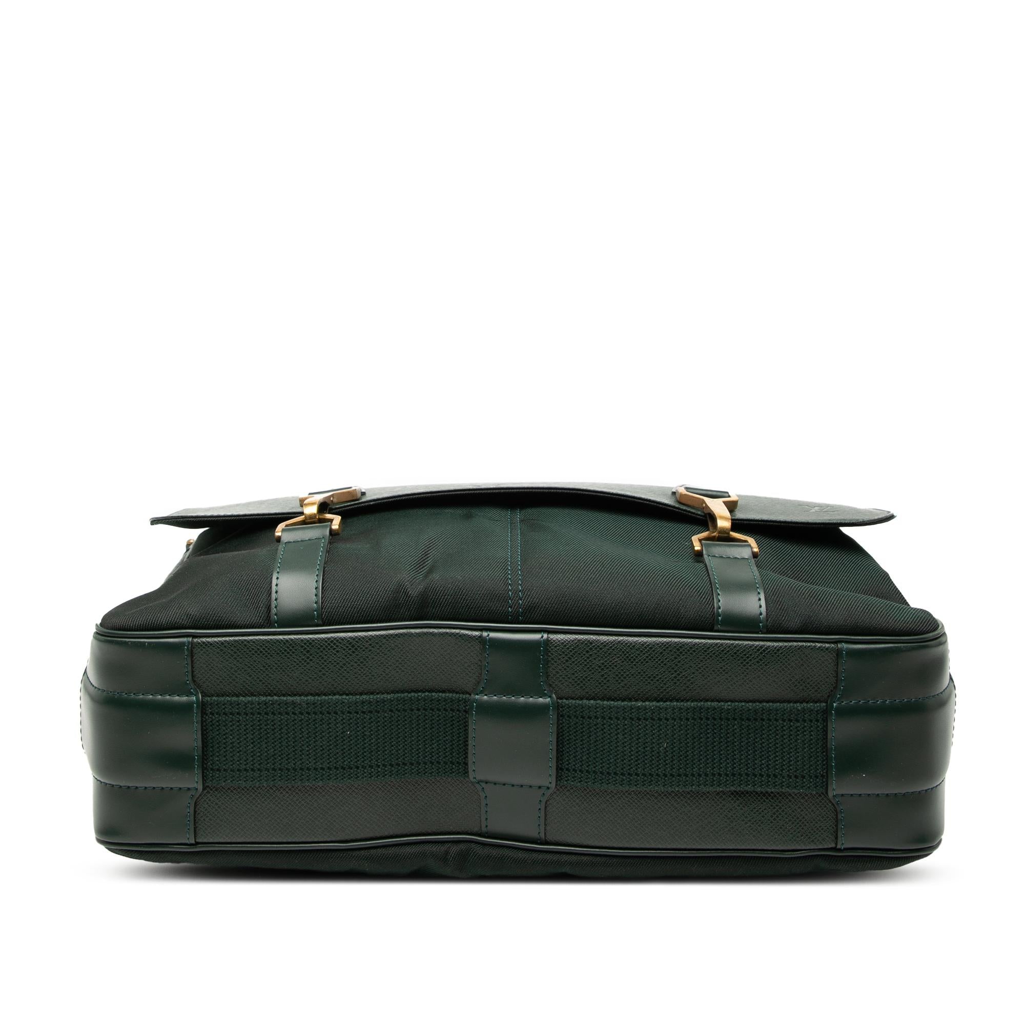 Louis Vuitton Taiga Dersou