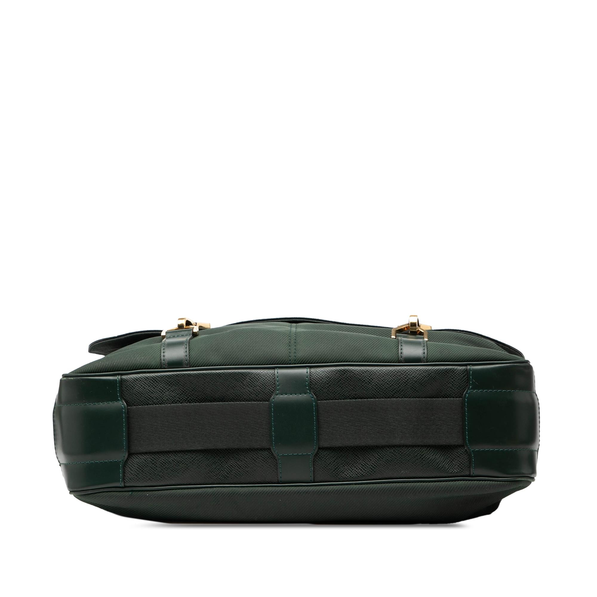 Louis Vuitton Taiga Dersou