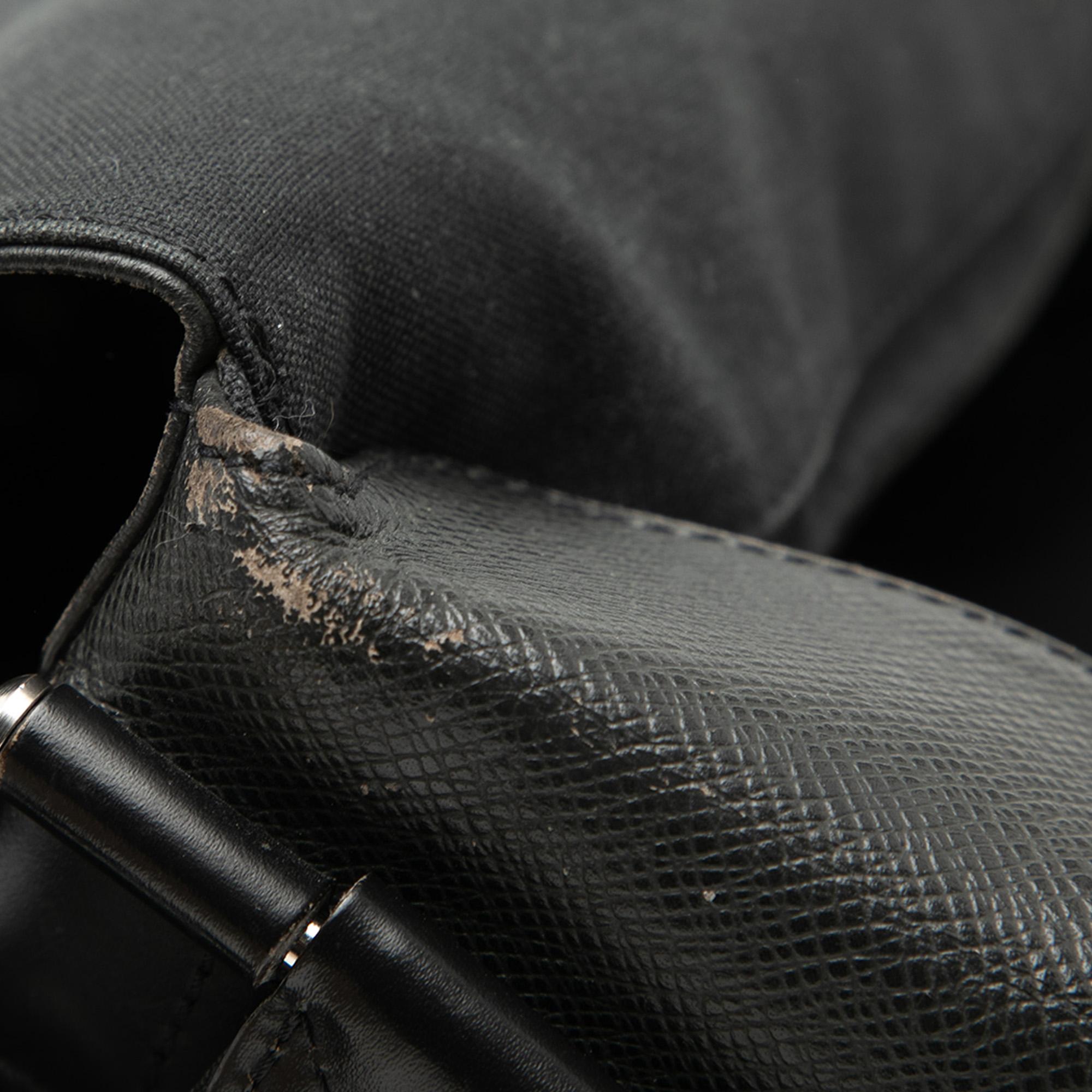 Louis Vuitton Taiga Dersou