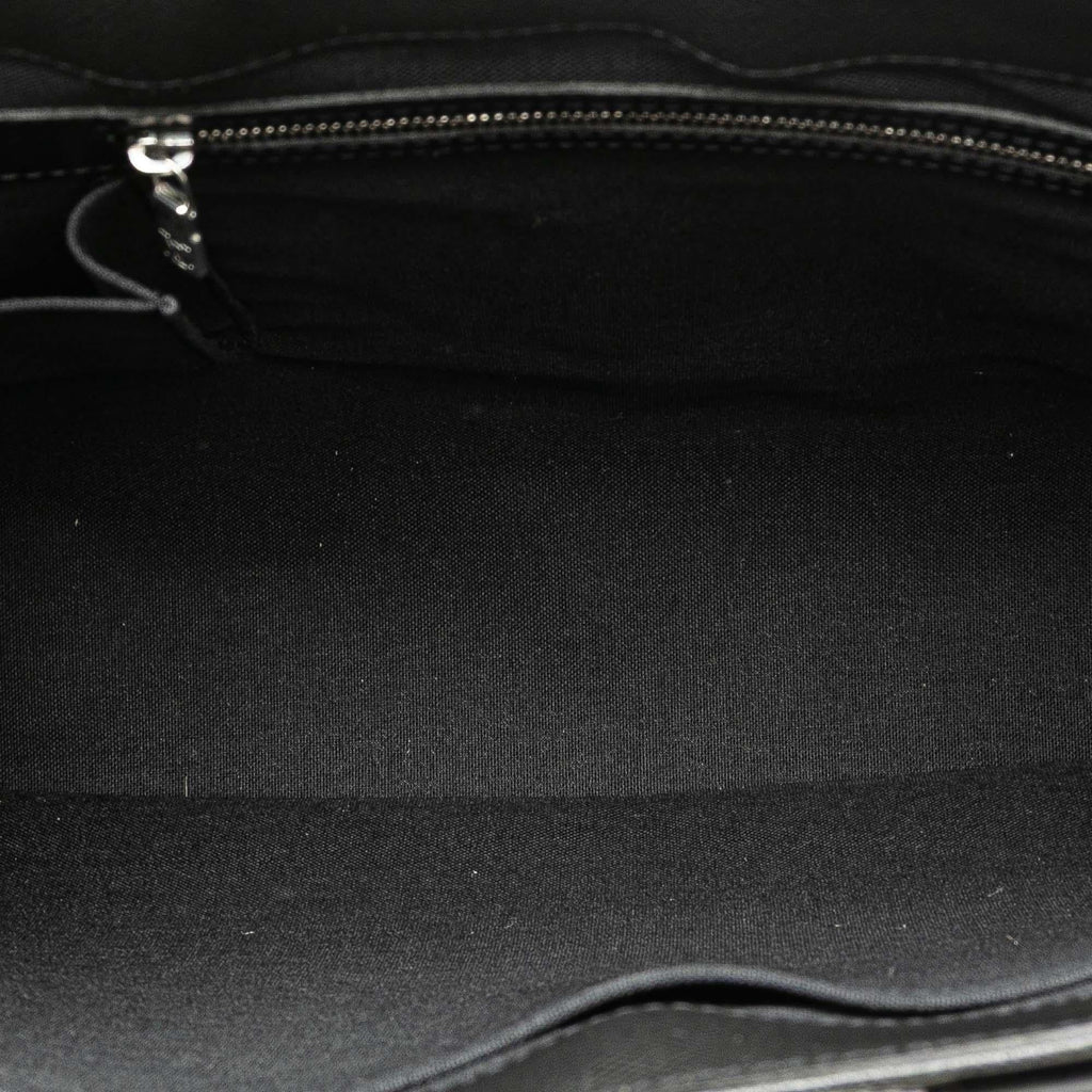 Louis Vuitton Taiga Kasbek PM