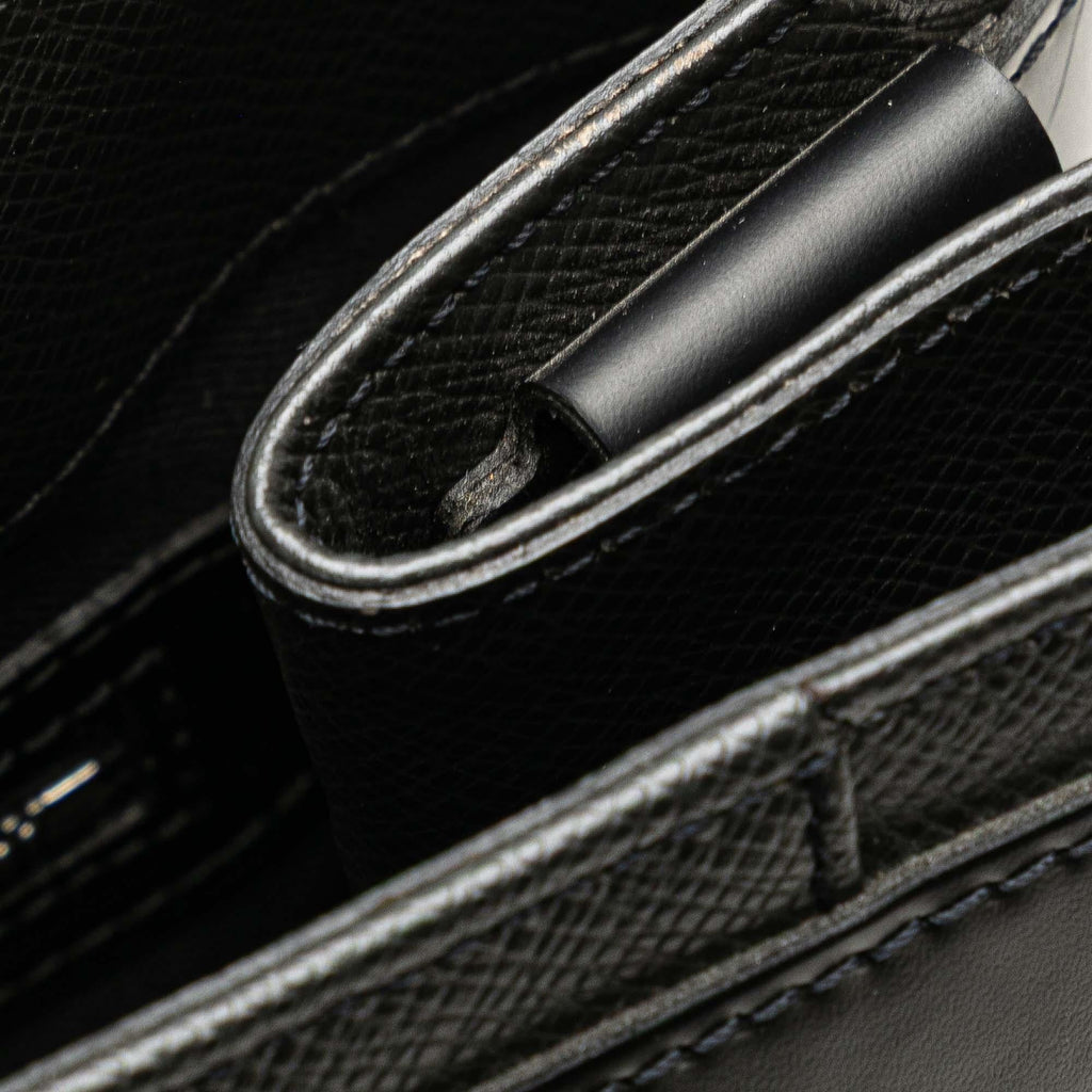 Louis Vuitton Taiga Kasbek PM