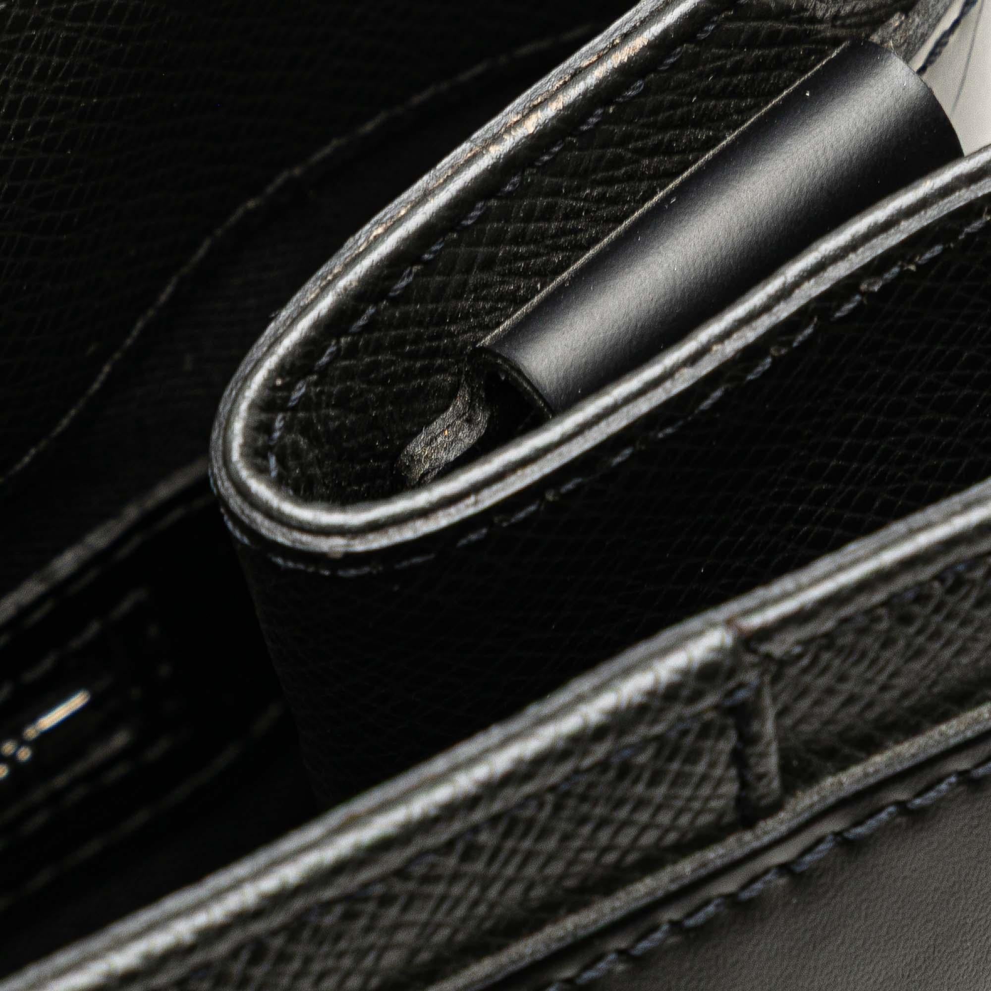 Louis Vuitton Taiga Kasbek PM